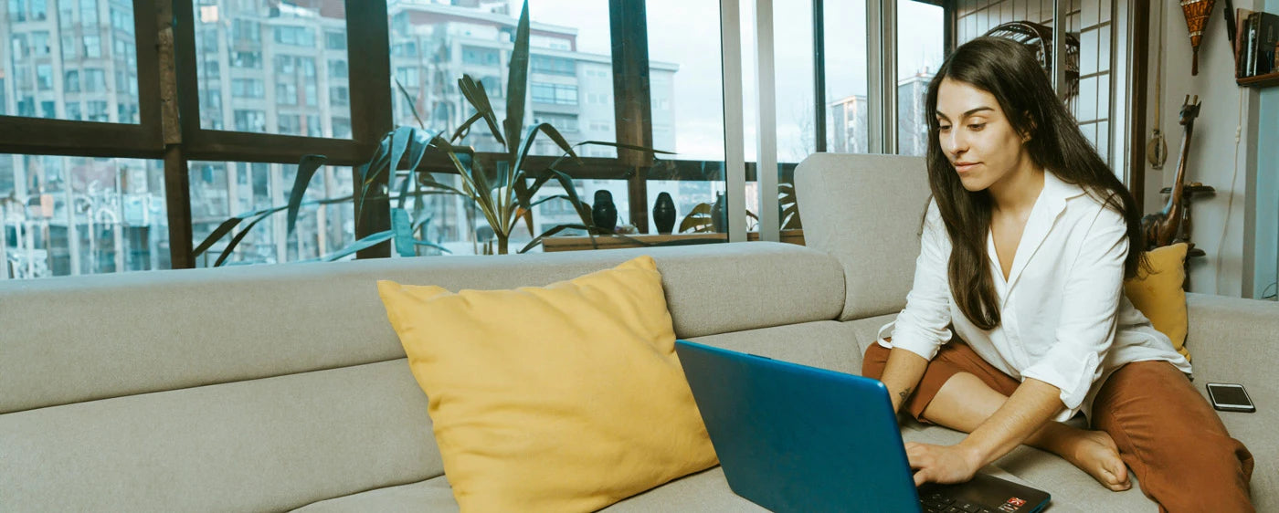 hippocratus-financements-header-femme-elearning